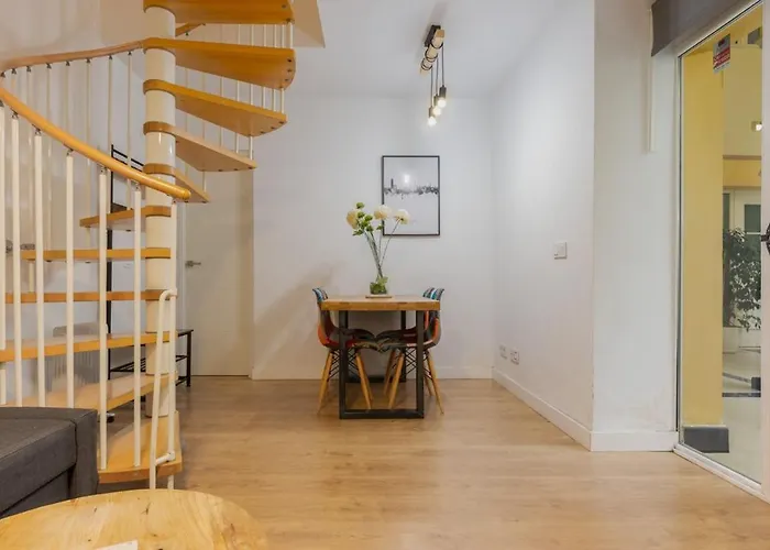 Cozy Duplex - 2 Bathrooms - Historic Centre 아파트 세비야